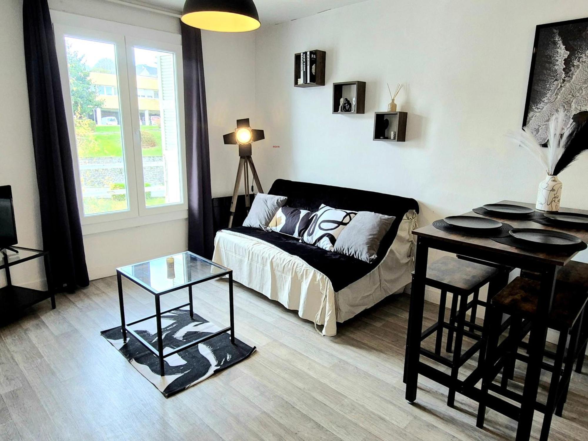 דירות לורדה L'Atelier-T2 Proche Du Centre-Wifi-Parking מראה חיצוני תמונה